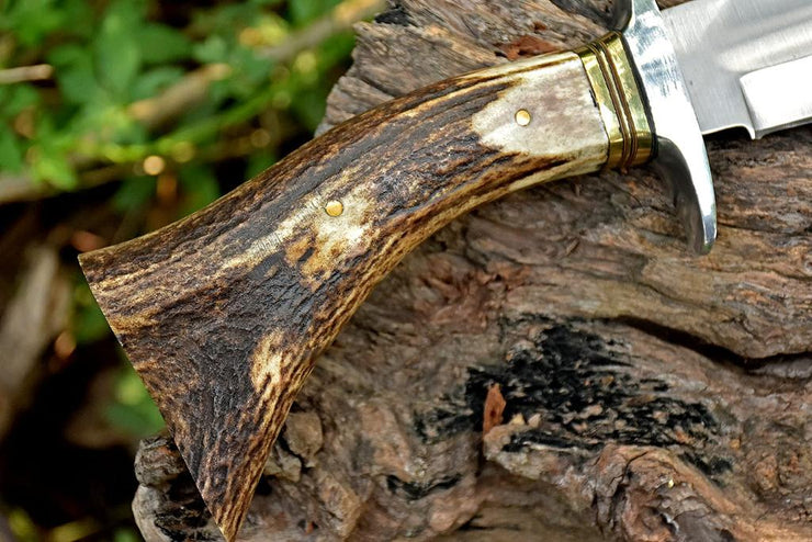 Handmade D2 steel Hunting Knife with Beautiful Antler Stag Handel